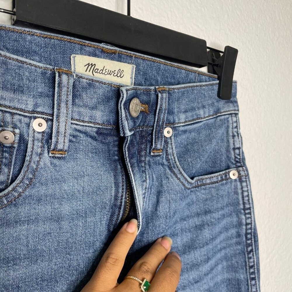 Madewell Cali Demi-Boot Jeans Size 25 Medium Wash Raw Hem High Rise Denim - Picture 11 of 16